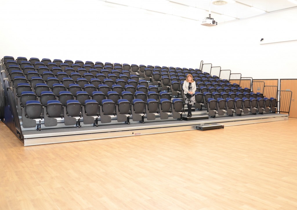 Innovative lecture theatre puts UTC Swindon centre stage
